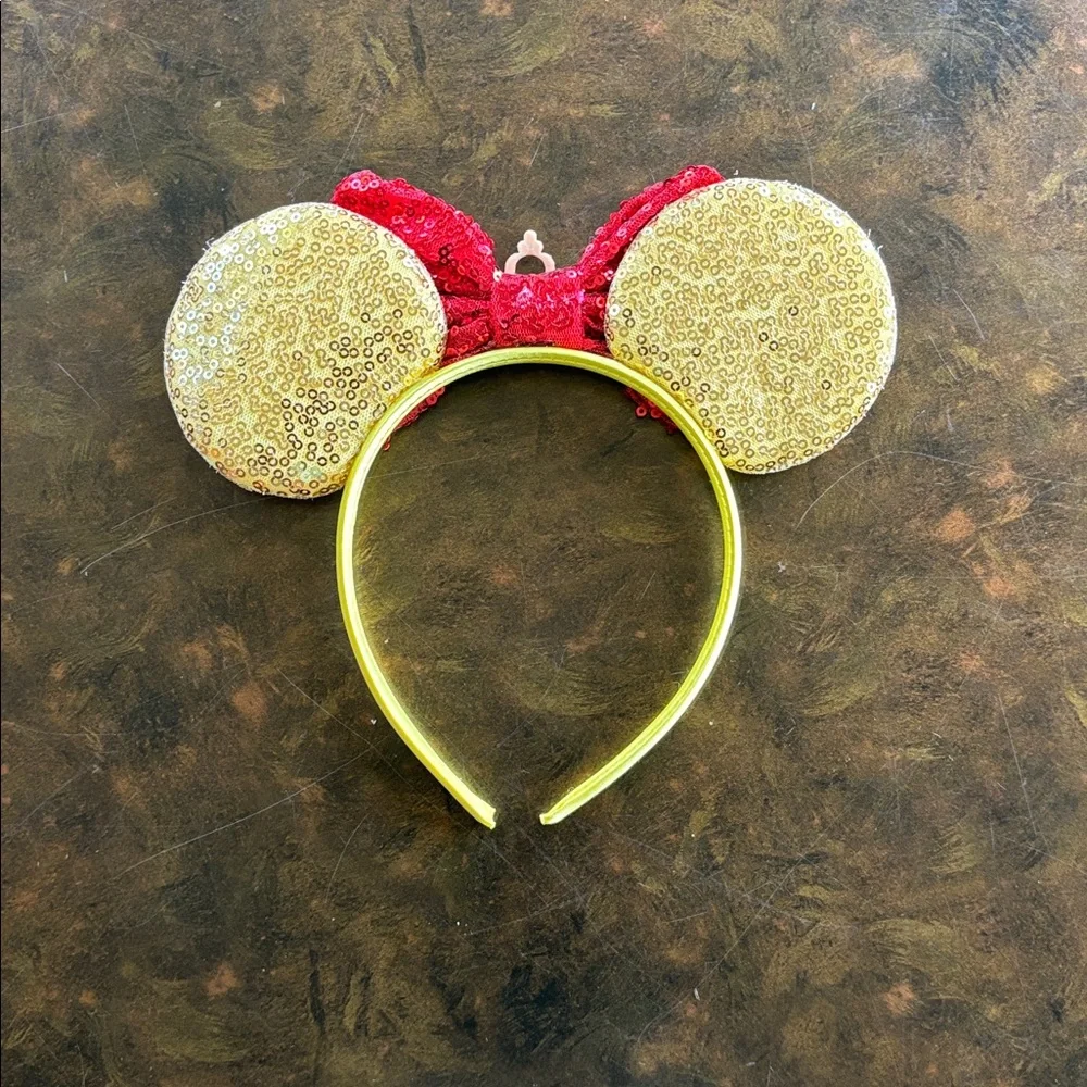 N/A looking disney
